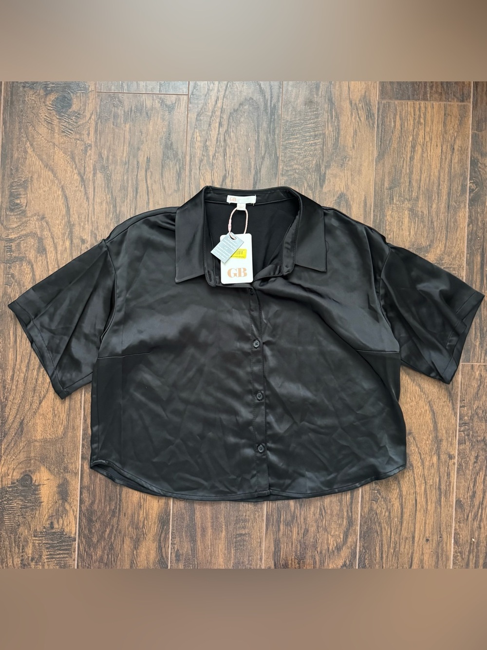 NWT GB Gianni Bini Large Black Satin Short Sleeve Button Down Blouse